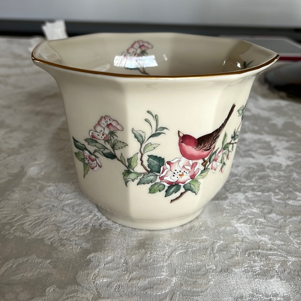 Lenox Serenade Cache Pot Fine China with pink flowers and a bird